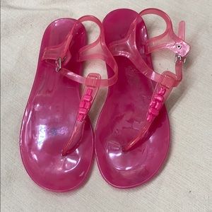Aeropostale’s pink jelly sandals